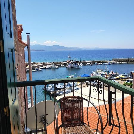 Вилла Harbour View House Митимна Экстерьер фото